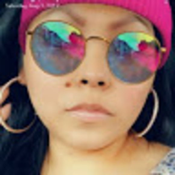 Meet your Posher, Christi - Picture 1 of 1